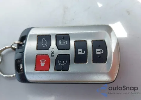 2013 Toyota Sienna Xle V6 7 Passenger Auto Access Seat/Xle V6 8 Passenger from USA, damaged, VIN 5TDYK3DC1DS321762